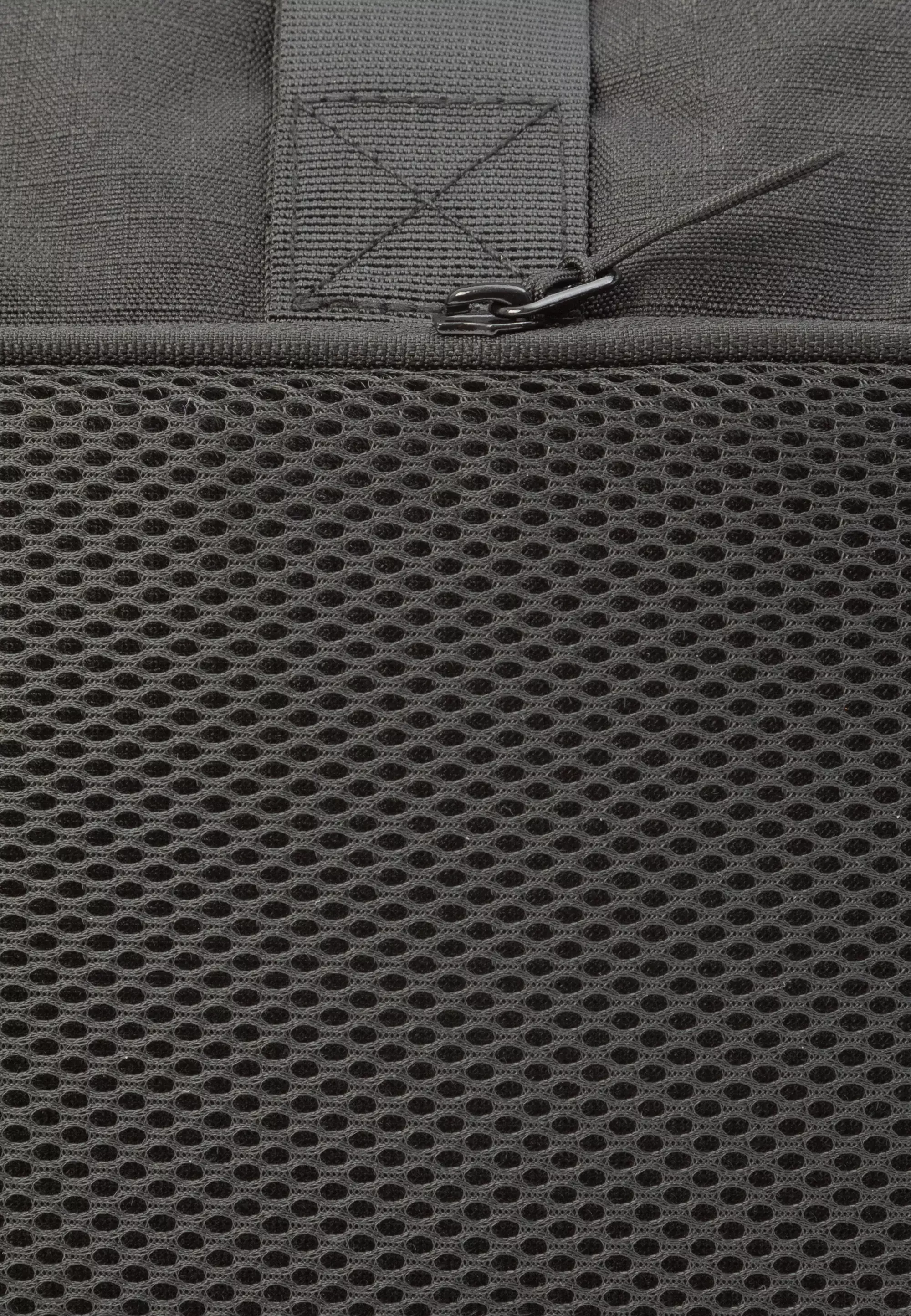 Cleptomanicx Tap L Hipbag Tasche schwarz